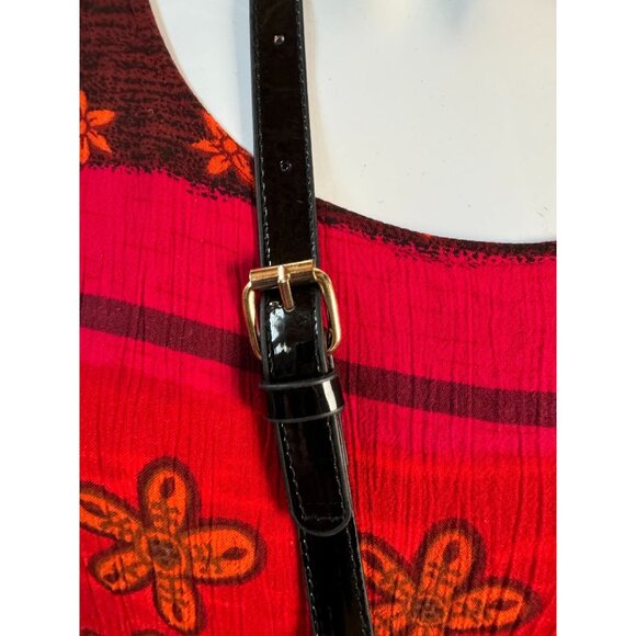 Retro Black & White Telephone Handbag With Heart Dial & Functional Cord - Picture 5 of 16